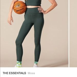 Girlfriend collective compressive highrise legging